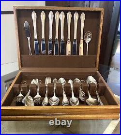 1847 Rogers Bros Vintage Silver Plate Remembrance 53 pieces for Eight Settings