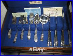 72 piece set Community Coronation vintage silver plated flatware MINT with case