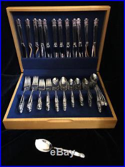 89 Piece Vintage Holmes&Edwards Danish Princess Silver Flatware & Storage Chest