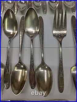 91 Pieces Vintage Oneida Community Plate Grosvenor Flatware Set No Monogram