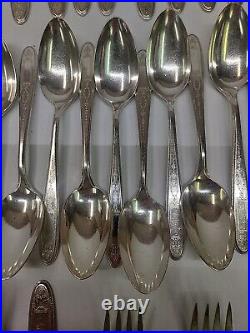 91 Pieces Vintage Oneida Community Plate Grosvenor Flatware Set No Monogram