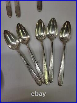 91 Pieces Vintage Oneida Community Plate Grosvenor Flatware Set No Monogram