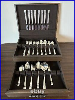 Oneida Coronation Community SilverPlate Flatware 46pc Service For 8 &Serving Pcs