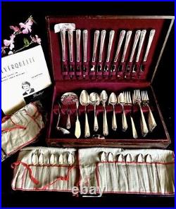 Prestige Silver Plate Flatware in Wooden Case (104 pcs) Vintage