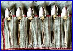 Prestige Silver Plate Flatware in Wooden Case (104 pcs) Vintage