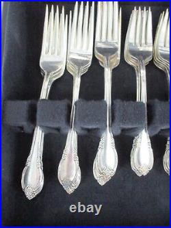 Remembrance Rogers Bros Silver-Plate 1847 Vintage 60 Pieces Set Mid Century Box