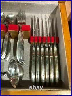 Rogers 1847 Flair Silver-plate Service for 12 Flatware 69 pieces Vintage