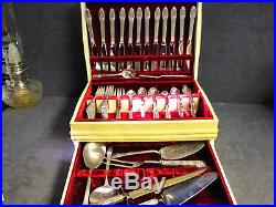 VINTAGE 1847 ROGERS FIRST LOVE SILVERWARE SET 90 PCS Service for 12