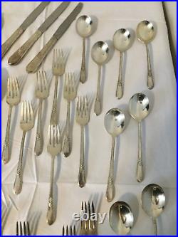 VTG 1847 Rogers Bros 57 pc Silverplated Flatware Set