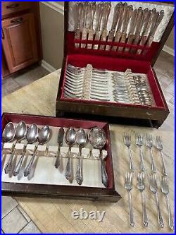 VTG GEORGIAN 1912 Community Oneida Set Silverplate 51 pieces with Storage Box