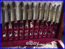 Vintage 1847 Rogers Bros First Love International Silver Flatware 85 Pcs & Chest