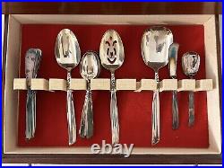 Vintage 1955 South Seas Oneida Community Silver Plate 76 Piece Set