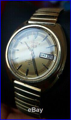 Vintage 1982 Seiko 5 Day-date Gold Plated Mens Watch 7019-7130 automatic