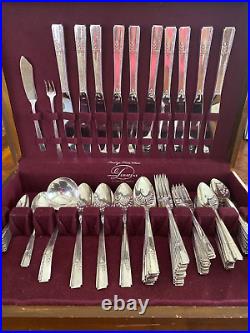 Vintage 76 Pc Prestige Plate Grenoble Silver-Plated Flatware w chest