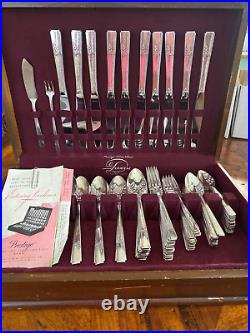 Vintage 76 Pc Prestige Plate Grenoble Silver-Plated Flatware w chest