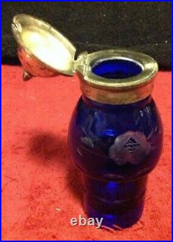Vintage Cobalt Blue Etched Glass Crystal Cruet Castor Set Silver Plated Holder