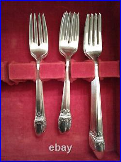 Vintage First Love 1937 By 1847 Rogers Bros Silverplate Flatware Set 60 pieces