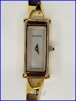 Vintage GUCCI 1500L Gold Plated Mother Of Pearl Dial Bangle Ladies Watch