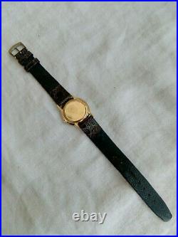 Vintage Genuine Gucci Unisex 18 ct Gold Plated 3000 Watch with Leather Strap