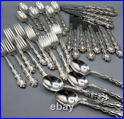 Vintage Oneida Community Modern Baroque Silverplate Flatware Set QTY 66