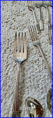 Vintage Oneida Community Silver Plate CORONATION Silverware Flatware Set