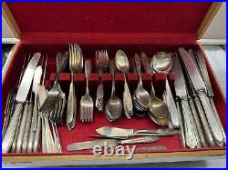 Vintage Oneida Grosvenor Community Silver Plate 150+ Piece Silverware Set