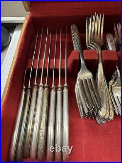 Vintage Oneida Grosvenor Community Silver Plate 150+ Piece Silverware Set