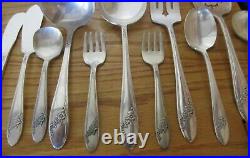 Vintage Queen Bess Pattern Tudor Plate Oneida Community Flatware Set 98 Pieces