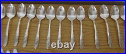 Vintage Queen Bess Pattern Tudor Plate Oneida Community Flatware Set 98 Pieces