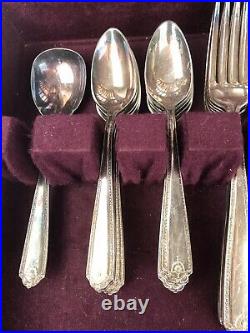 Vintage R Wallace Dorothy Q Silverplate Flatware Set In Naken Chest 12 Settings