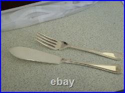 Vintage Silver Plate Canteen Cutlery 8 Setting Bead Pat 75 pcs Knives Fork Spoon