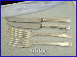 Vintage Silver Plate Canteen Cutlery 8 Setting Bead Pat 75 pcs Knives Fork Spoon