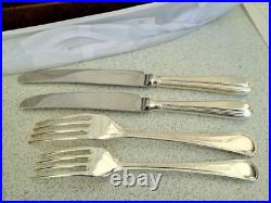 Vintage Silver Plate Canteen Cutlery 8 Setting Bead Pat 75 pcs Knives Fork Spoon