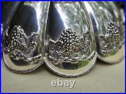 Vintage Silver Plated Grape and Vine Scalloped Footed Decorative Centerpiece