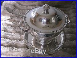 Vintage Silver plated soup / punch tureen by Walker & Hall of Sheffield