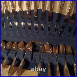 Vintage Wm Rogers & Son Silver plated 65 Piece Flatware Set, withcase For Storage