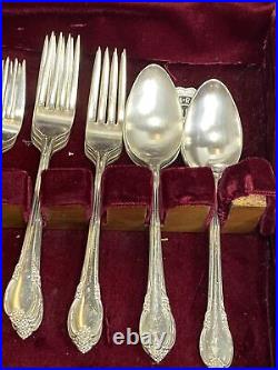 Vtg 1847 Rogers Bros Remembrance Silverware Silverplate 52 Pc Set