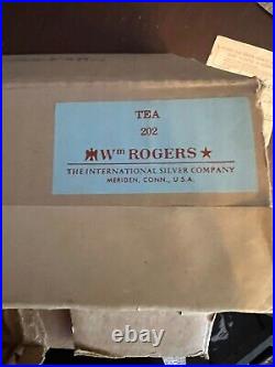 WM Rogers Silver Plate Vtg Coffee Tea Service Serving Tray 7 Piece Set